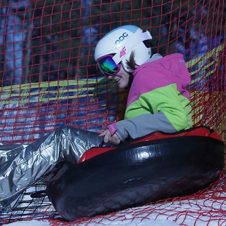 Pensjonat Laworta Ski 우스트르치키 돌네 외부 사진