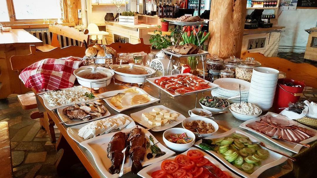 Pensjonat Laworta Ski 우스트르치키 돌네 외부 사진