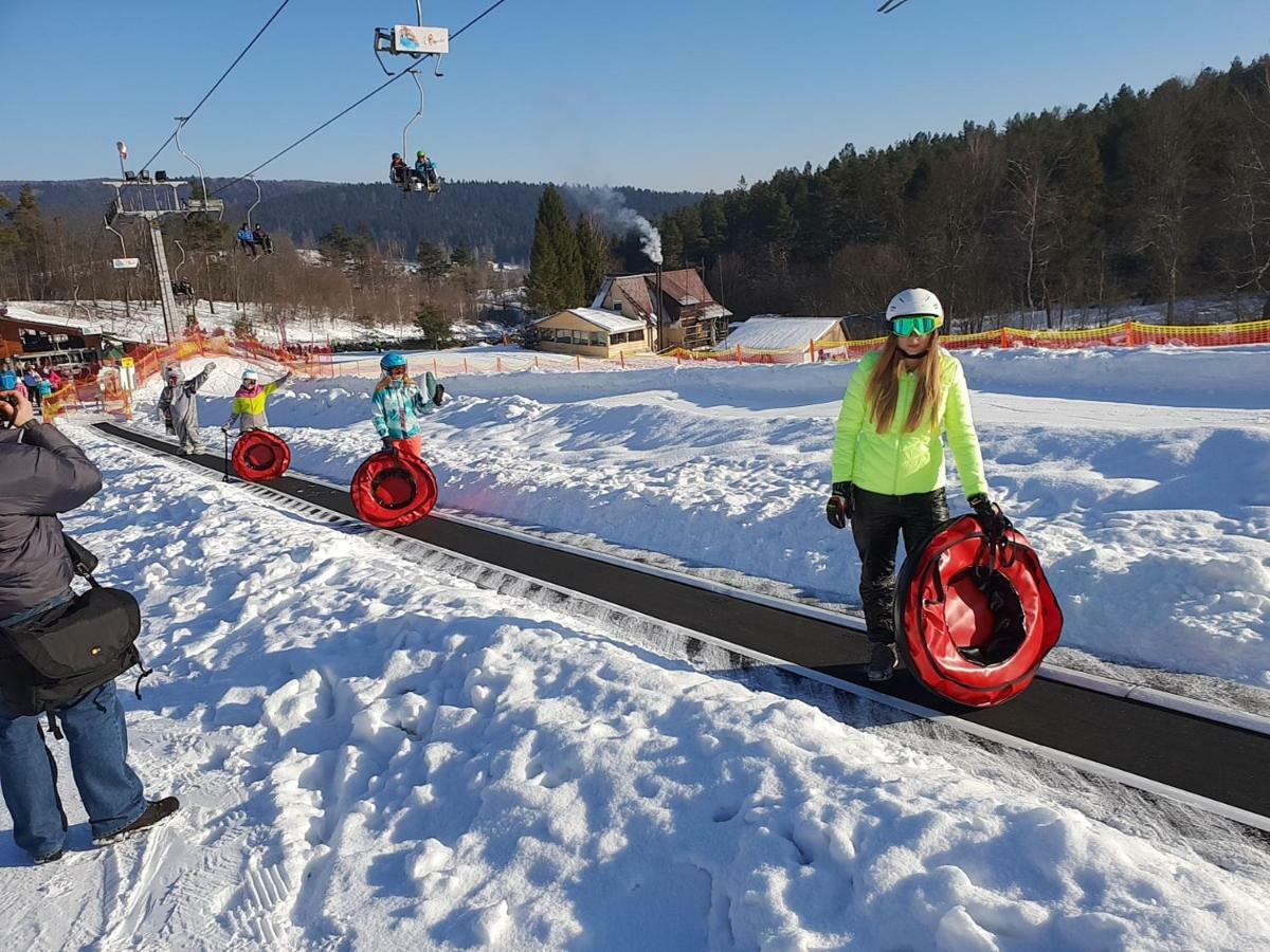 Pensjonat Laworta Ski 우스트르치키 돌네 외부 사진